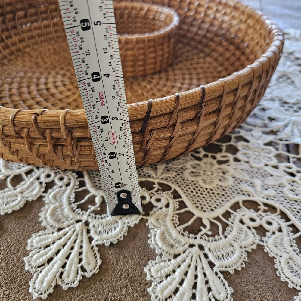 Brown Round Rattan Woven Basket Serving Bowl in Chip 'N Dip Shape Charcuterie - Picture 8 of 9